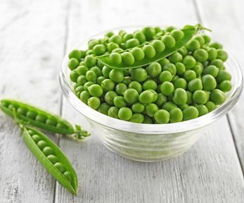 Come cucinare le uova sode con piselli Come cucinare le uova sode con piselli