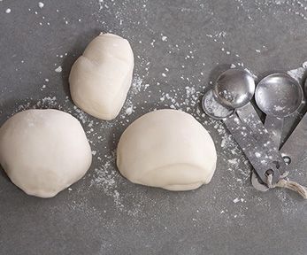 Pasta di zucchero: la ricetta per farla in casa come in pasticceria