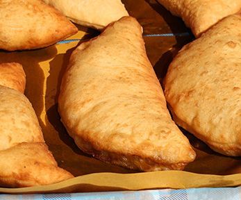 Come fare la pizza fritta ripiena Come fare la pizza fritta ripiena