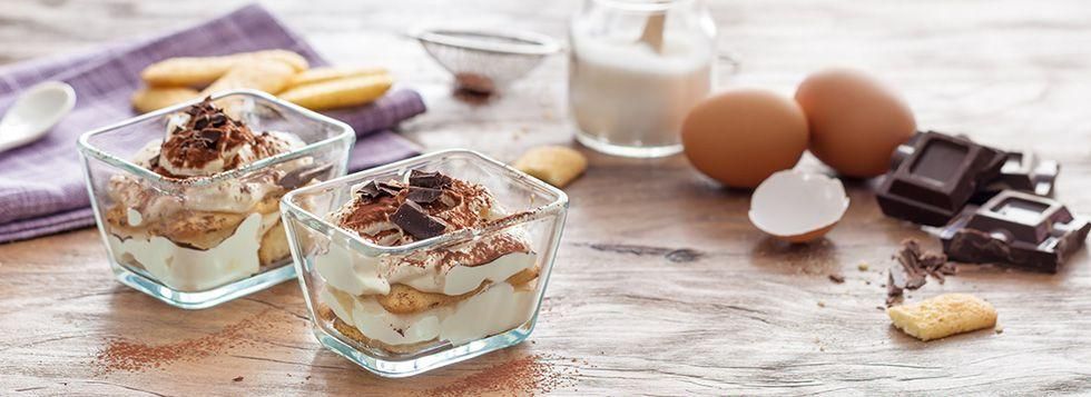 Tiramisù con biscotti tipo pavesini Tiramisù con biscotti tipo pavesini