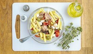 Ricetta Pasta fredda con tonno: ideale per picnic e pranzi all'aperto