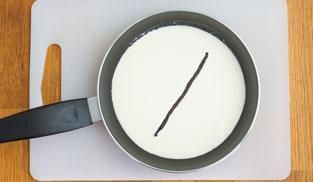 far bollire il latte con la stecca di vaniglia far bollire il latte con la stecca di vaniglia